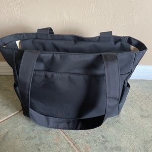 Used Medela carry bag / on the go tote ( bag only)